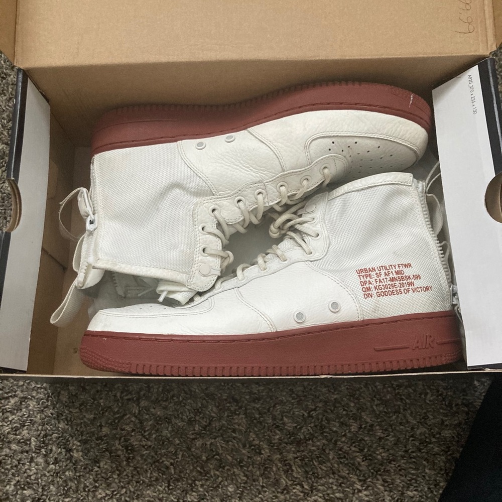 Nike Air Force 1’s “Goddess of Victory” High top